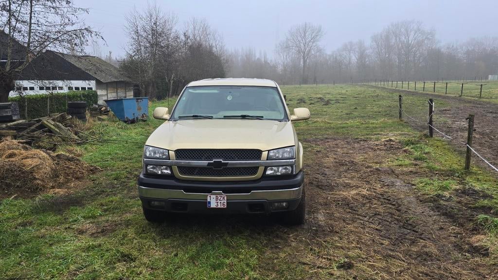 Chevrolet Silverado 2004 4x4 crew cab, Auto diversen, Handleidingen en Instructieboekjes, Ophalen
