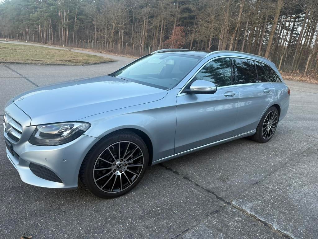 Mercedes C180 BLUETEC, Auto's, Mercedes-Benz, Euro 6, 4 cilinders, Leder en Stof, Bedrijf