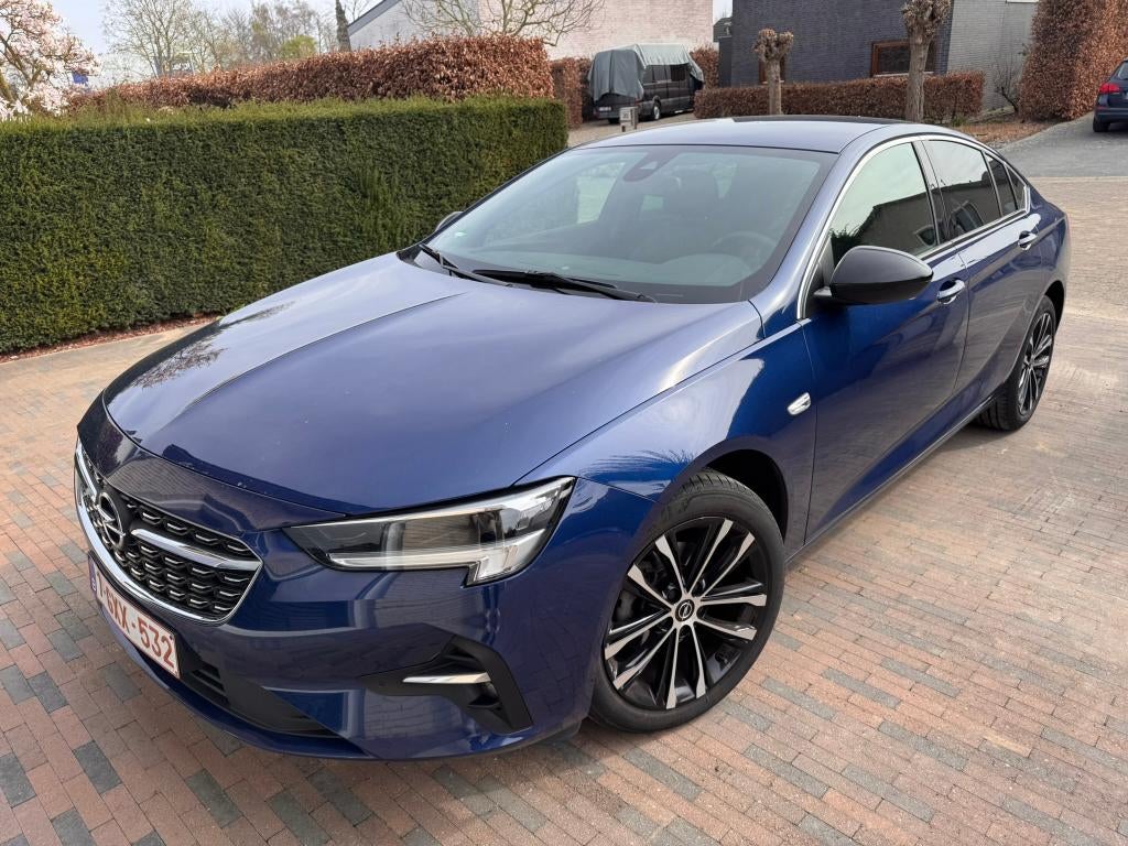 Opel Insignia Grand Sport Ultimate 1.5, Auto's, Automaat, Blauw, Leder, 5 deurs