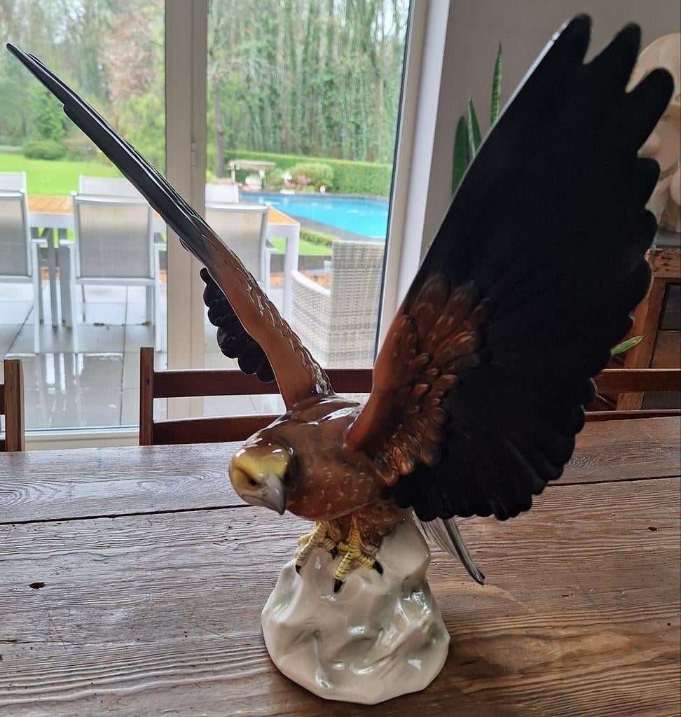 Hertwig en co porselein zeearend beeld, Ophalen of Verzenden