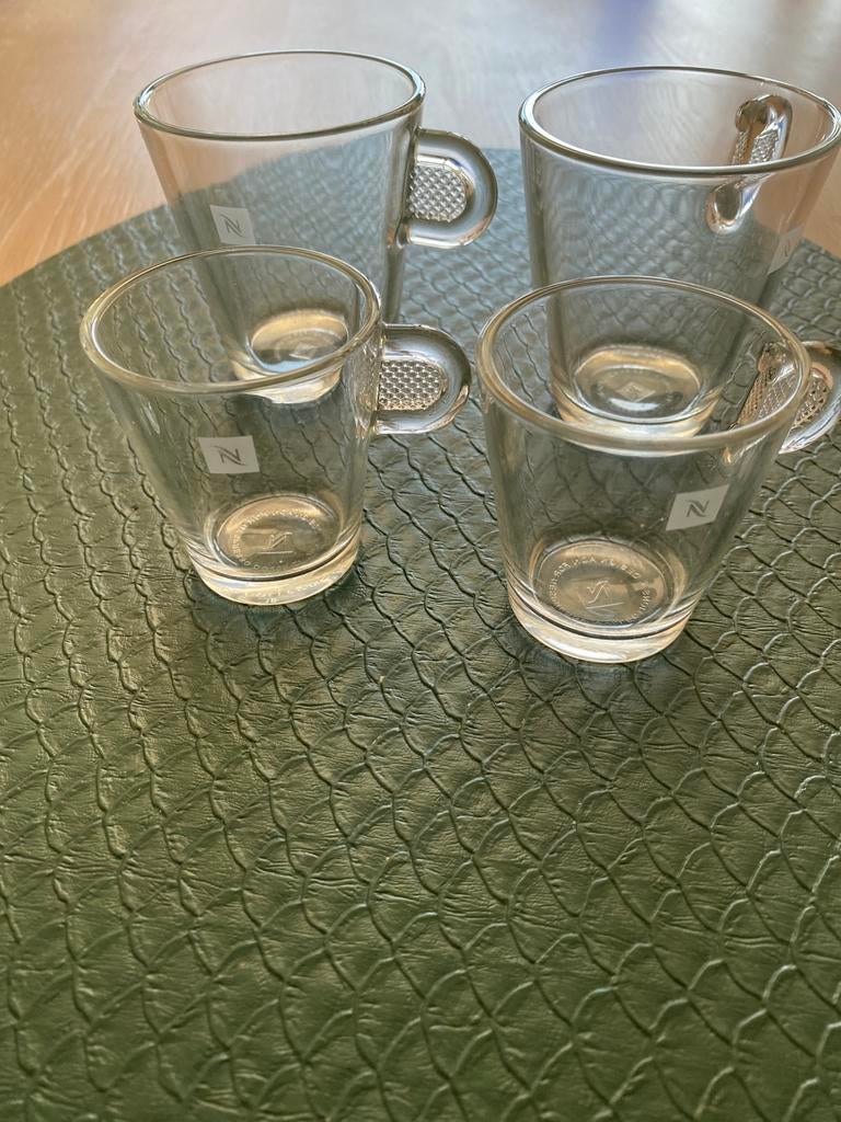 Nespresso tassen klein en groot, Enlèvement, Comme neuf