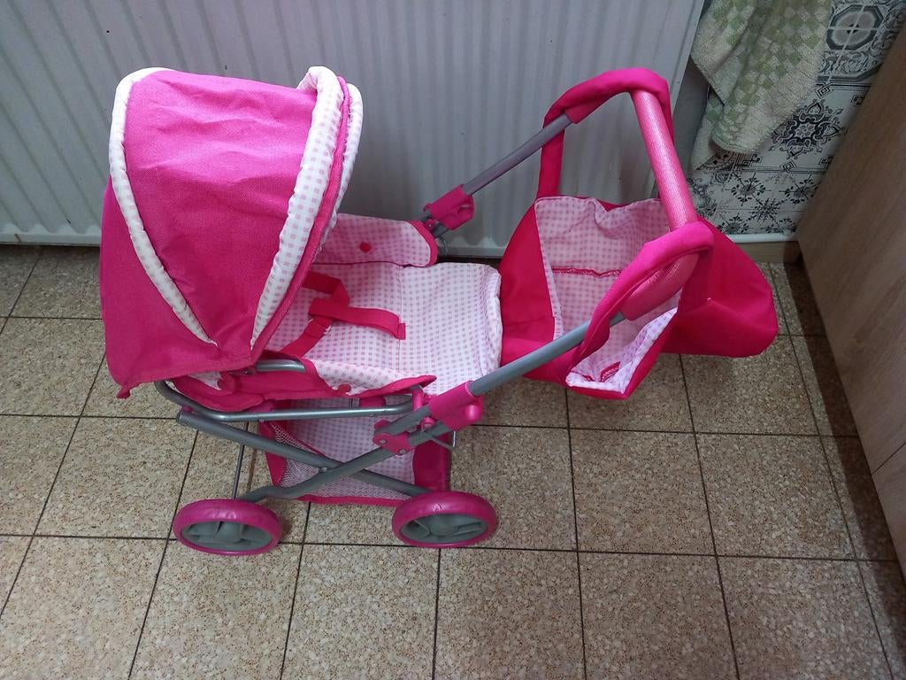 Landau poussette poupée, Enfants & Bébés, Enlèvement