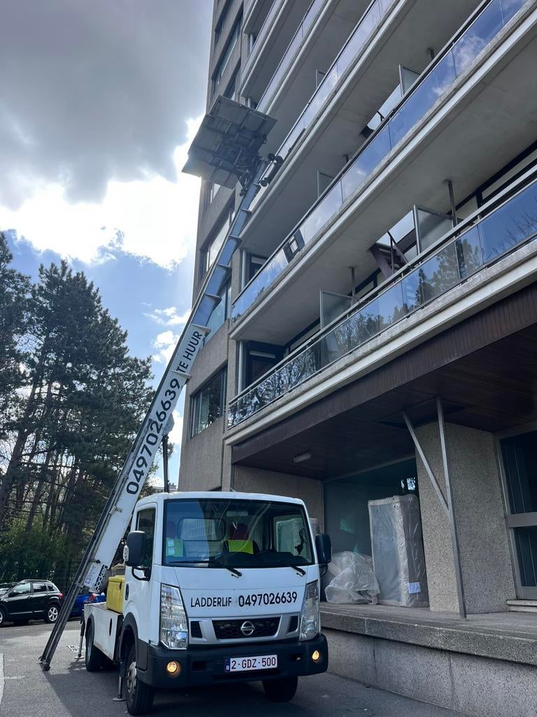 ladderlift Te koop Nissan