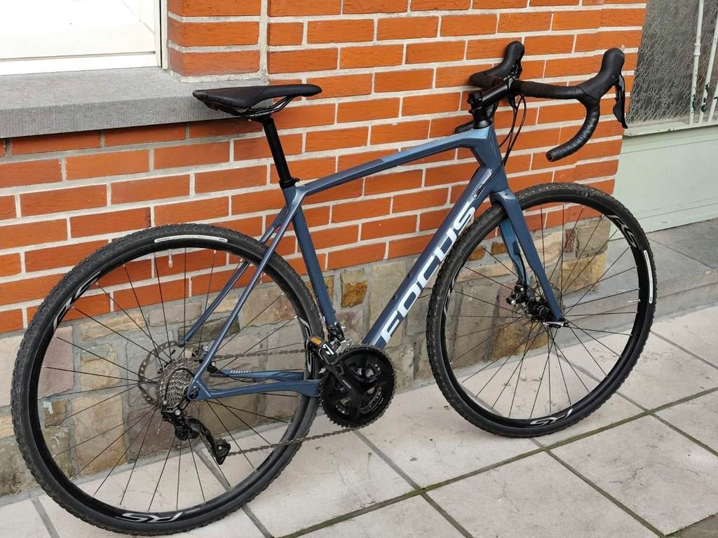 Bijna gloednieuwe Shimano 105 Focus Paralane 8.8 carbonfiets, Fietsen en Brommers, Fietsen | Racefietsen, Carbon, Heren, Meer dan 20 versnellingen