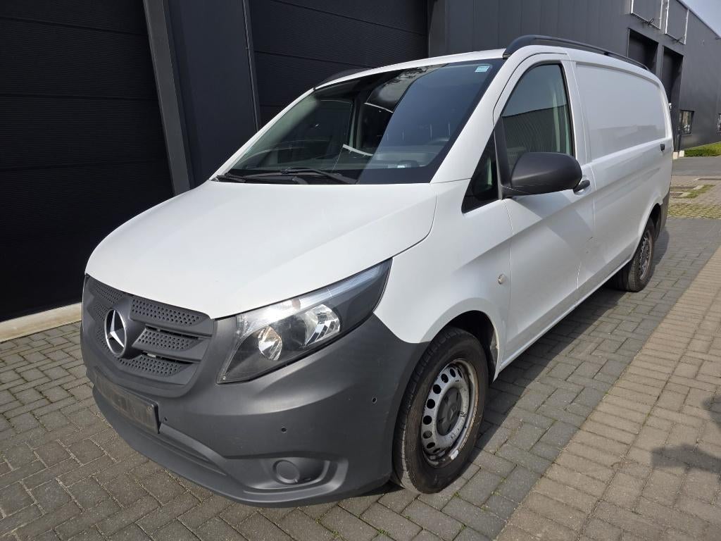 Mercedes vito 116 cdi / L2 H1 / Airco, Auto's, Euro 5, Zwart, 2153 cc, Wit