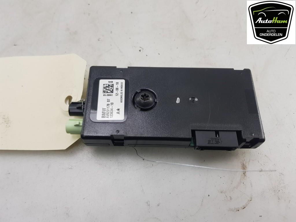 AMPLIFICATEUR D'ANTENNE BMW 3 serie (F30) (01-2011/10-2018), Utilisé, BMW