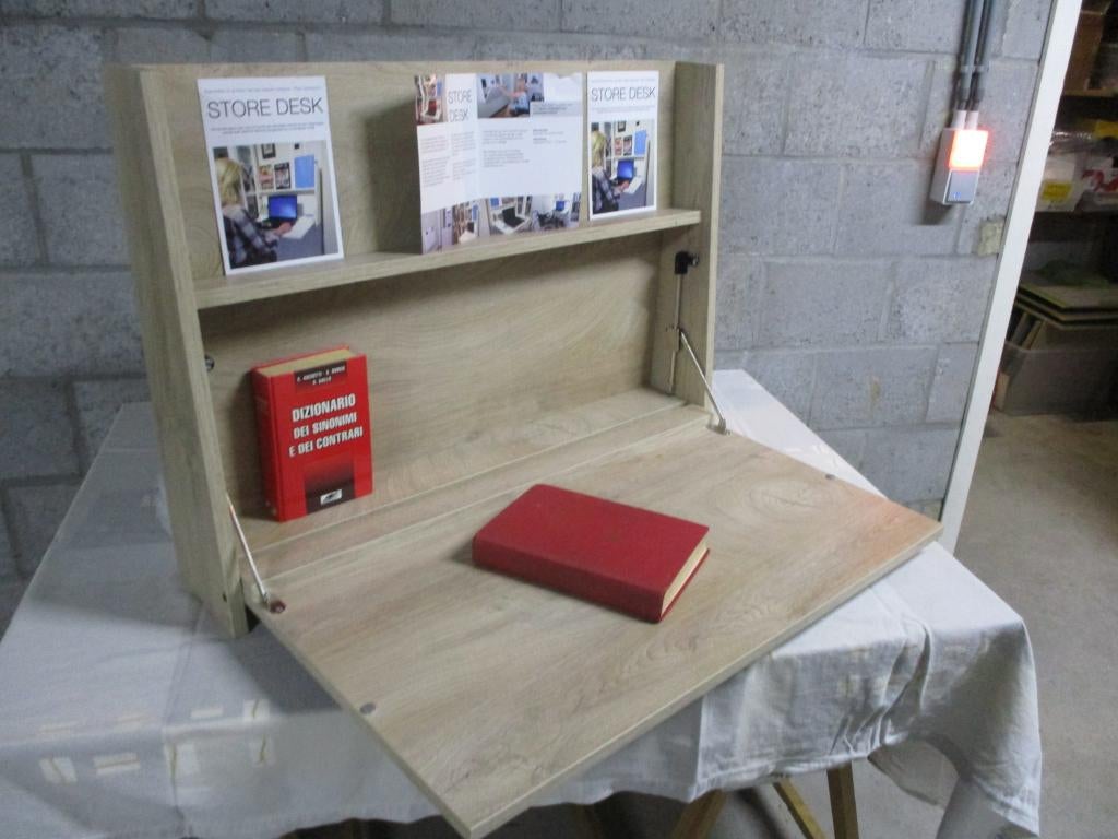 LOT VAN 4 X Wandsecretaire, Ophalen, Nieuw