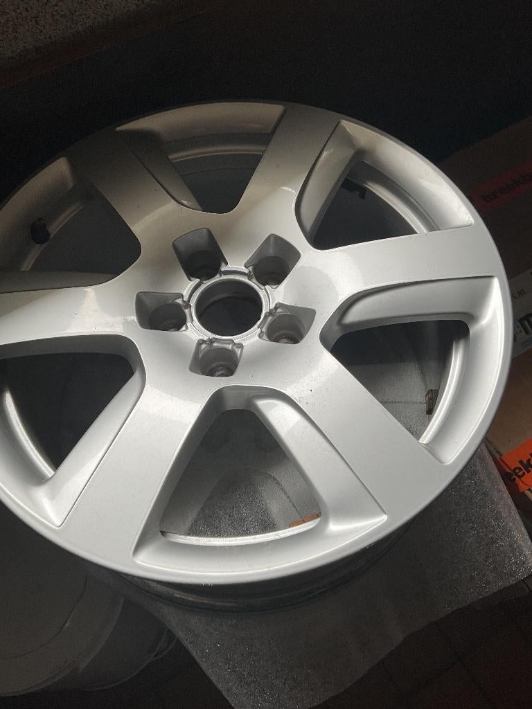 Velg voor Audi, VW of Skod, Auto-onderdelen, Banden en Velgen, Ophalen, 17 inch, Velg(en)