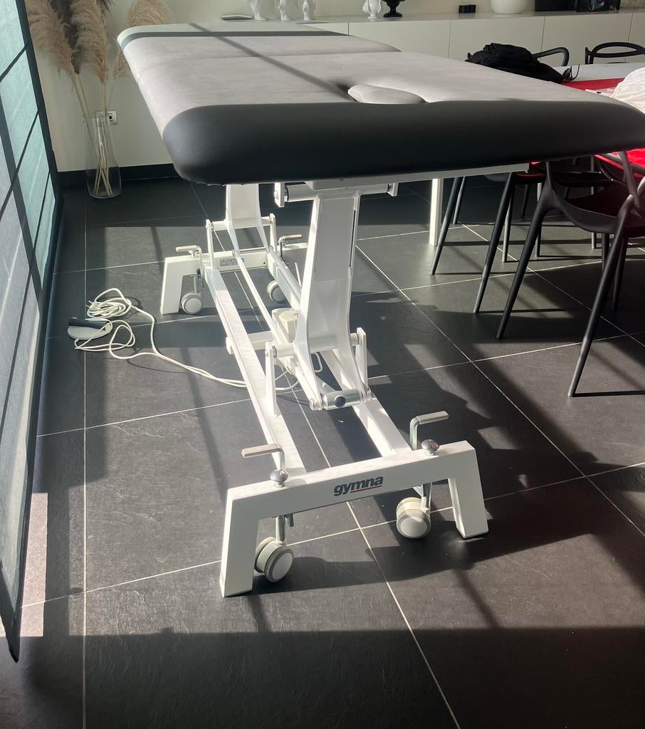 Behandeltafel Gymna, Ophalen, Zo goed als nieuw