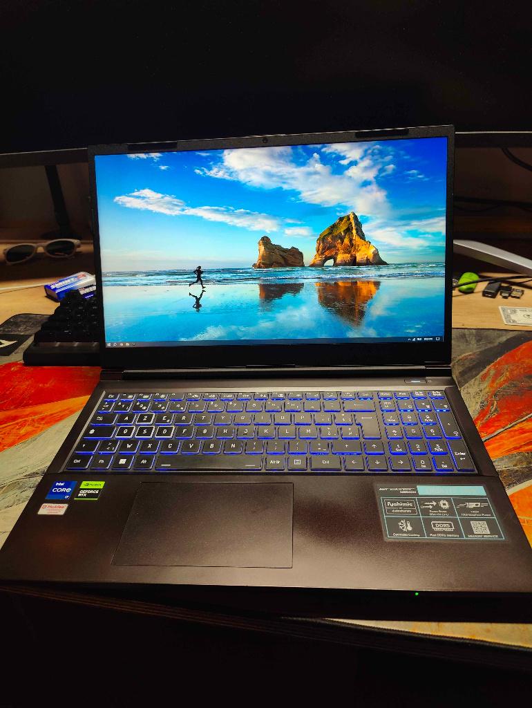 Medion Erazer Deputy P50 — RTX 4060 / 240Hz, Computers en Software, Windows Laptops, Met videokaart, Intel Core i7-13700HX, 15 inch