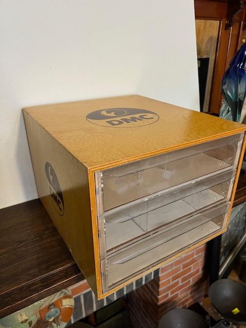 Ancien meuble à pelotes DMC, Enlèvement