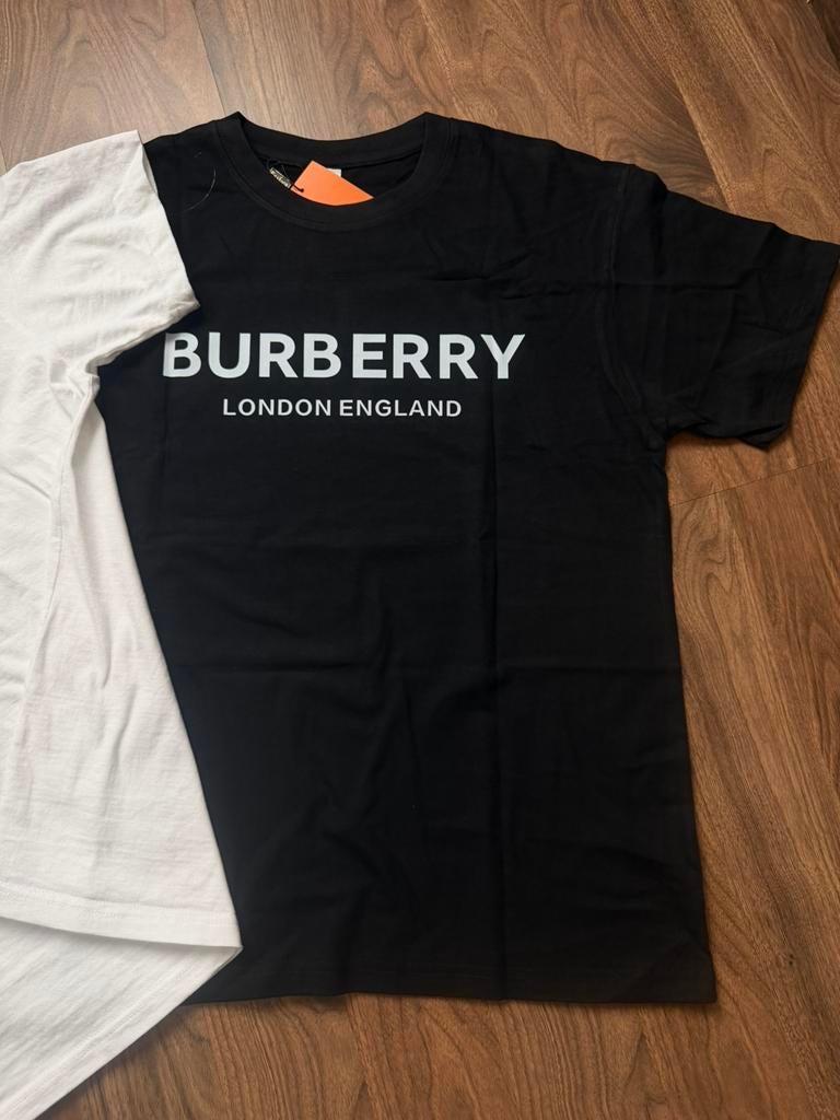 Burberry tshirt, Ophalen of Verzenden, Zo goed als nieuw, Maat 48/50 (M)