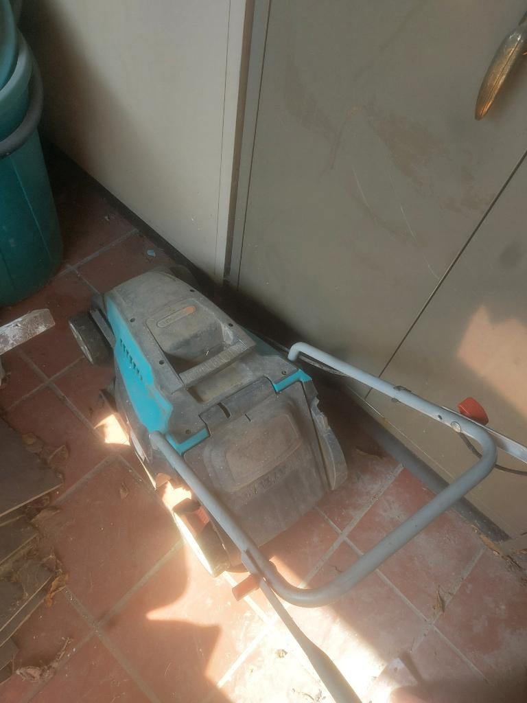 Tondeuse, Jardin & Terrasse, Tondeuses à gazon, Enlèvement, Utilisé