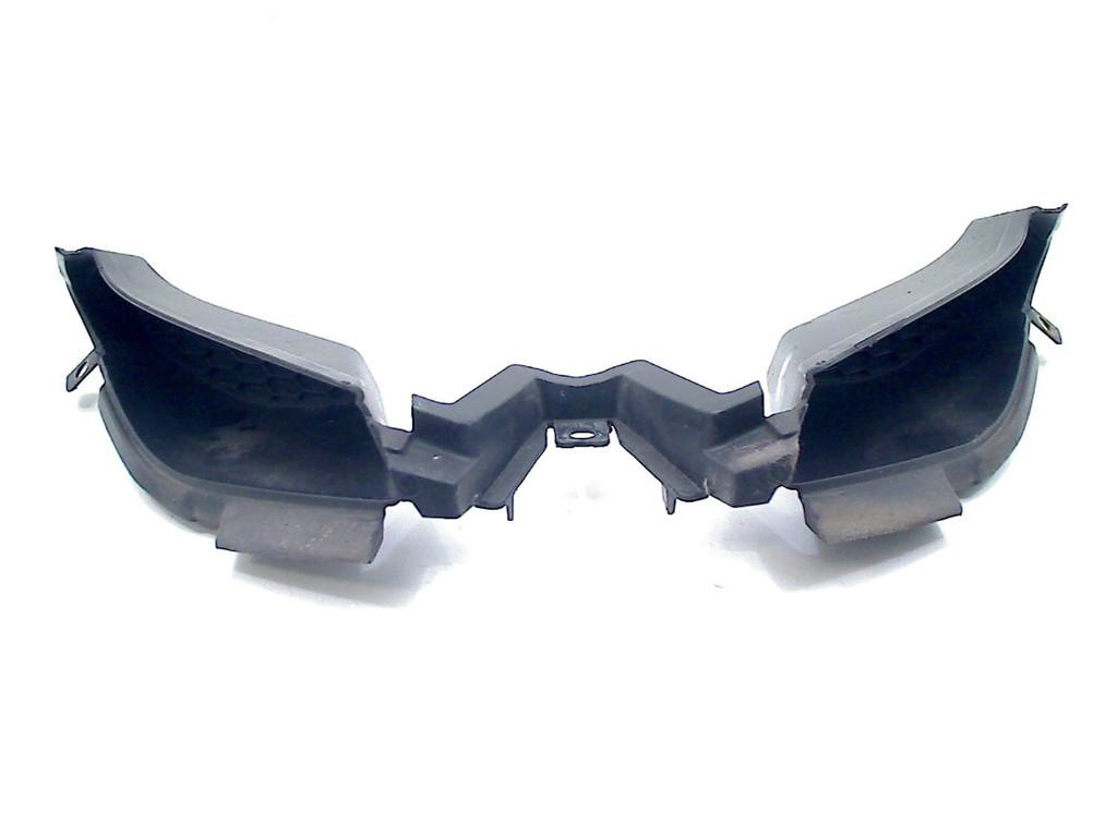 SUPERIEUR CARENAGE Aprilia SRV 850 (01-1970/-) (897690), Dhr. S. di Majo, Utilisé, Info@cama-motorparts.nl, P.J. Troelstraweg 8 8
3144 CX  MAASSLUIS, NL