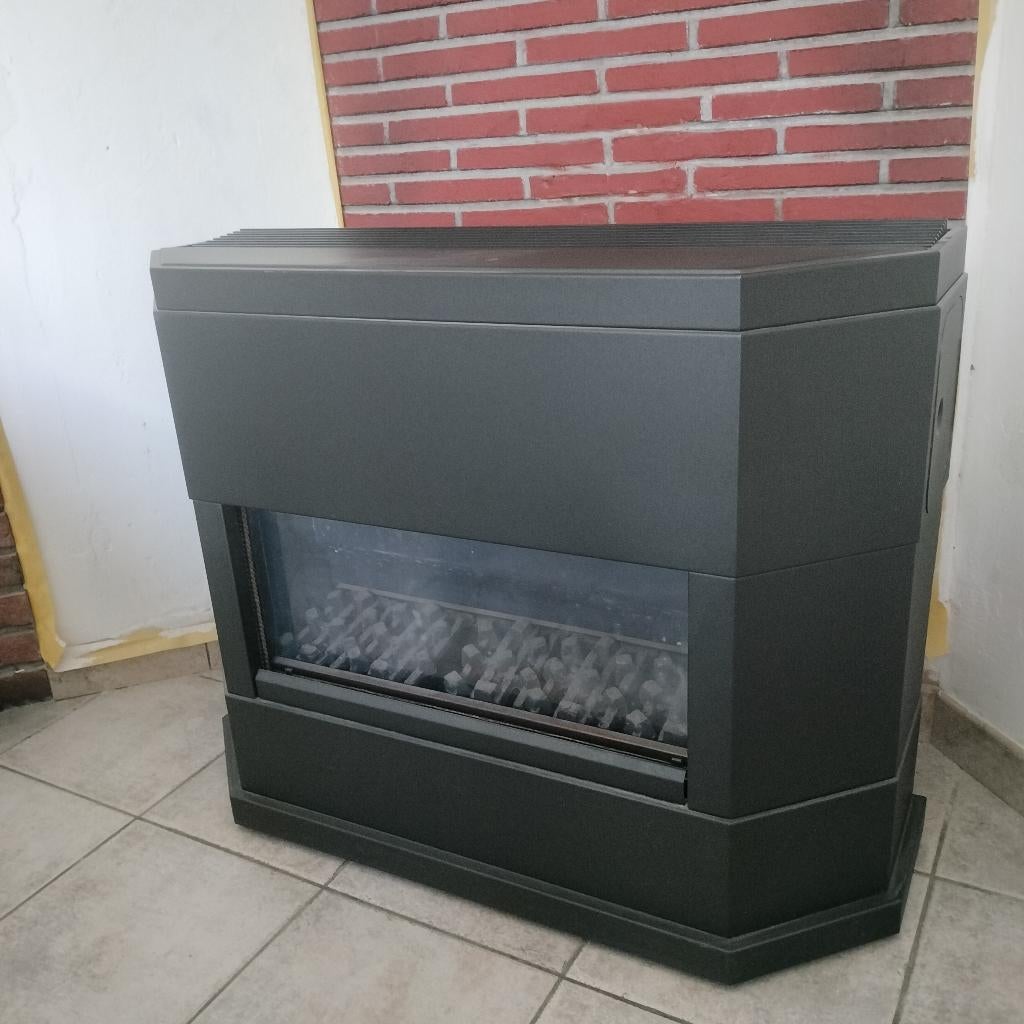 Foyer au gaz, Huis en Inrichting, Ophalen, Zo goed als nieuw, Gas, Gaskachel