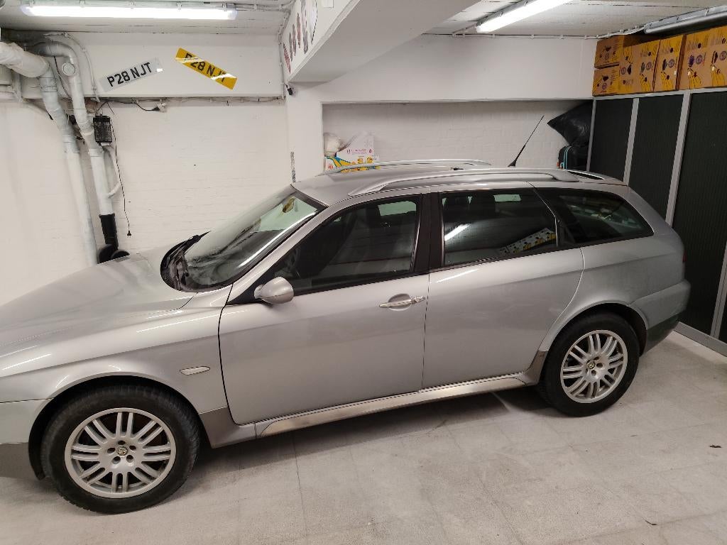 Alfa Romeo 156 Q4 Crosswagon,, Auto's, Leder, Particulier, Zilver of Grijs, USB