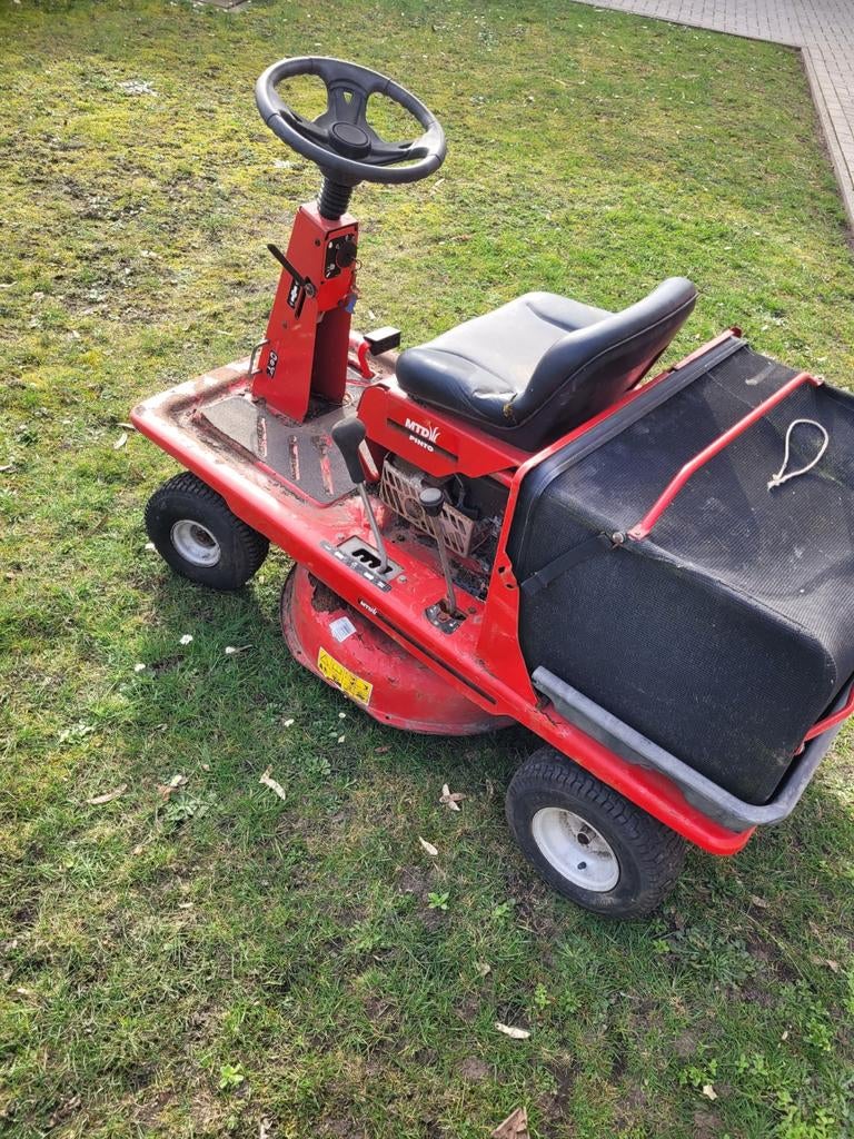Zitmaaier MTD PINTO 6.5 PK voor herstellen, Enlèvement