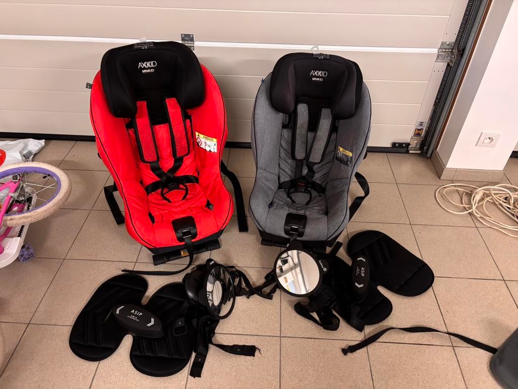 Axkid minikid 2.0 autostoel RWF, Kinderen en Baby's, Autostoeltjes, Ophalen, Zo goed als nieuw, Verstelbare rugleuning, Autogordel