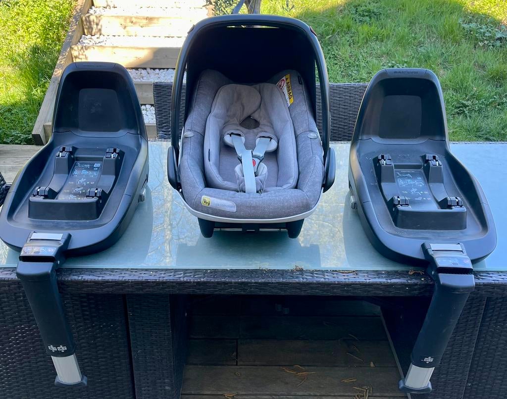 2 Bases ISOFIX + MAXI COSY, Enfants & Bébés, Sièges auto, Enlèvement, Comme neuf, Isofix