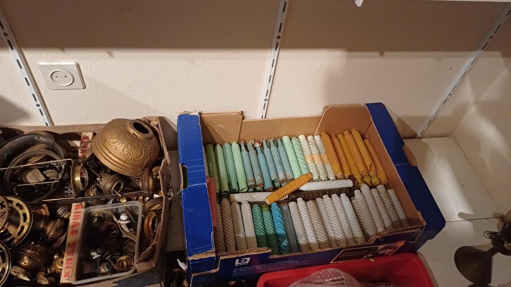Glazen kaarsen en allerlei onderdelen voor olielampen, Antiek en Kunst, Antiek | Verlichting, Ophalen