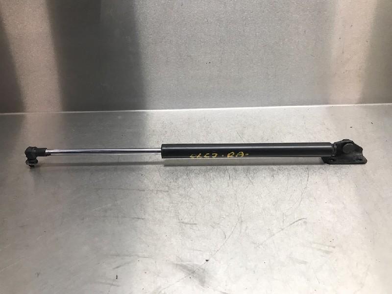 GASDRUKVEER RECHTS ACHTER Mitsubishi ASX (01-2010/03-2023), Gebruikt, Mitsubishi