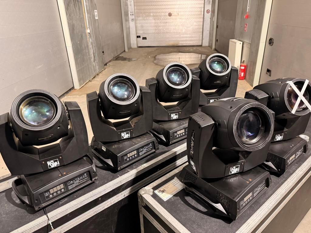 6x HQ Power Lineo Beam + flightcase (1 defect), Ophalen, Zo goed als nieuw