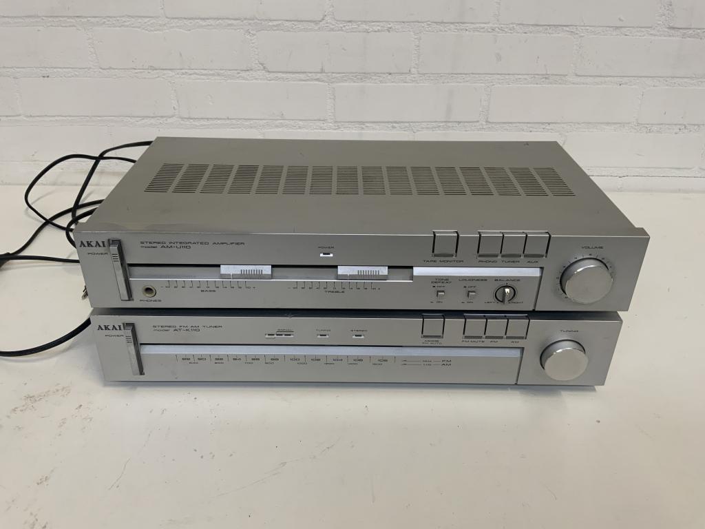 AKAI Stereo Integrated Amplifier met Stereo FM/AM Tuner, Niet ingevuld, Niet ingevuld, Niet ingevuld