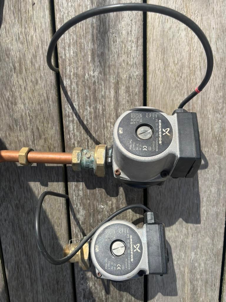 Circulatiepompen Grundfos, Enlèvement, Utilisé, Élément