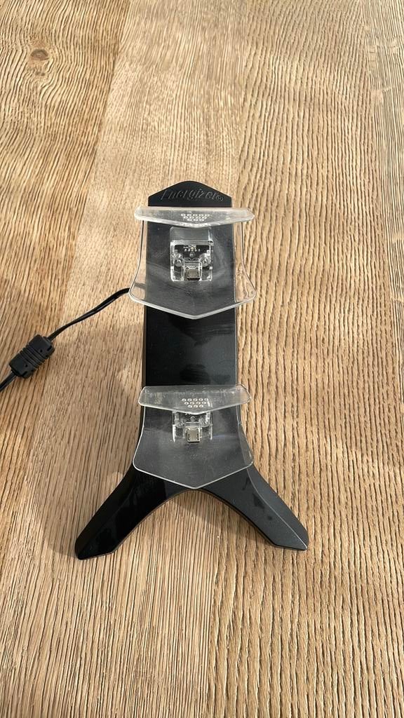 PS4 oplaadstation, Games en Spelcomputers, Ophalen, Gebruikt, Met 2 controllers, Original