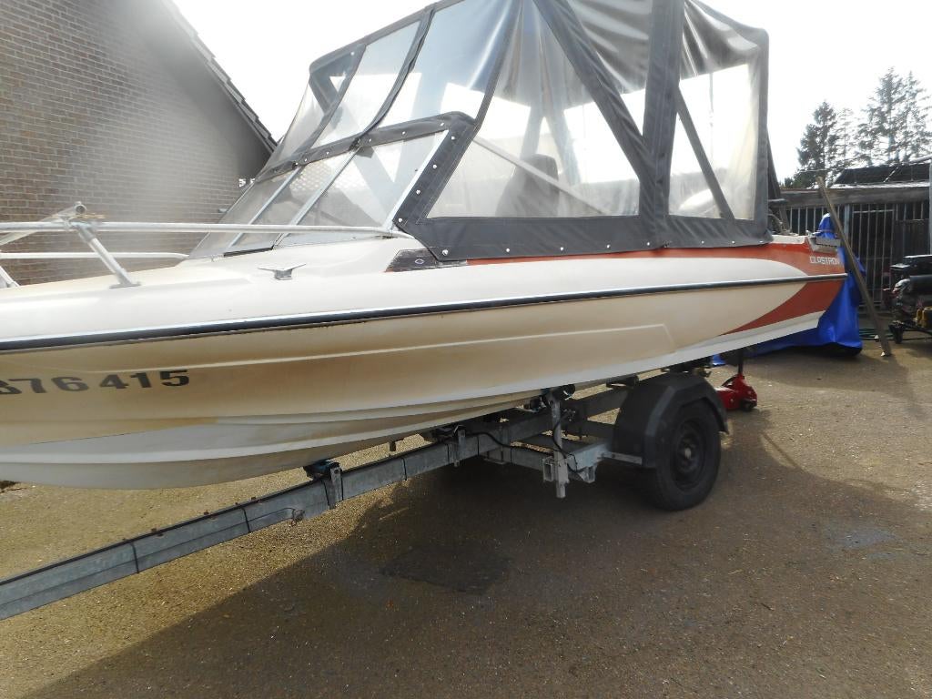 Bateau avec moteur hors-bord Suzuki 50 CV injection, Sports nautiques & Bateaux, Moteurs Hors-bord & In-bord, 30 ch ou plus, Enlèvement