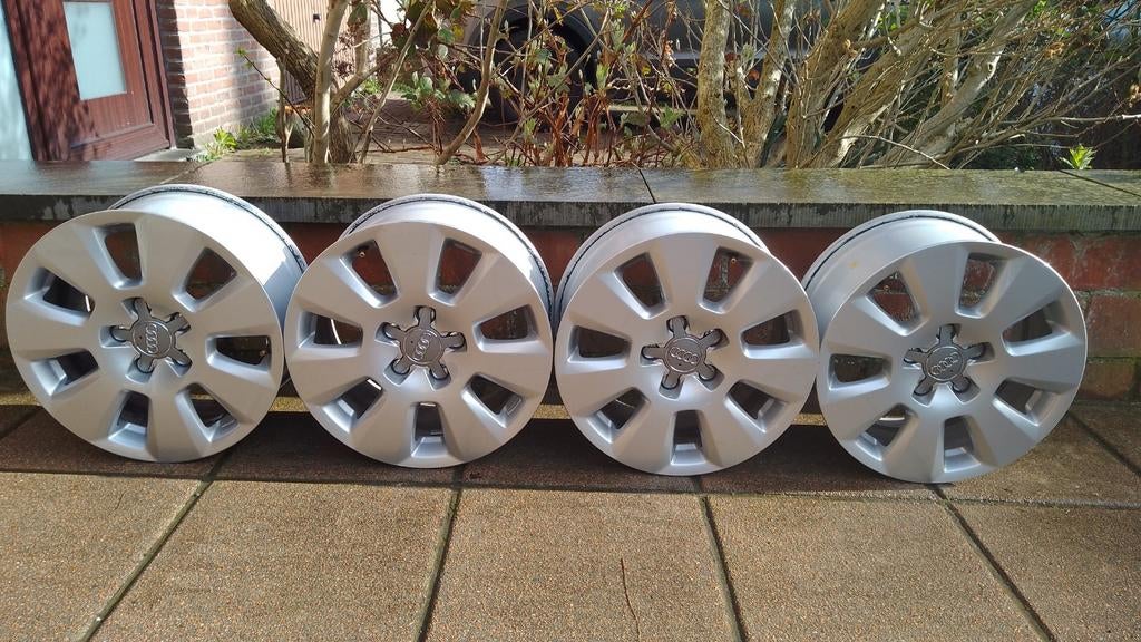 4 Jantes alu Audi A6 17 " 44x22, Enlèvement, Jante(s)