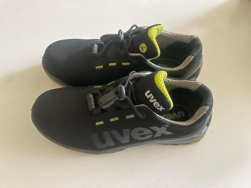 Uvex 1 Veiligheidsschoenen S2 – Lage Schoen, Kleding | Dames, Schoenen, Zo goed als nieuw, Ophalen