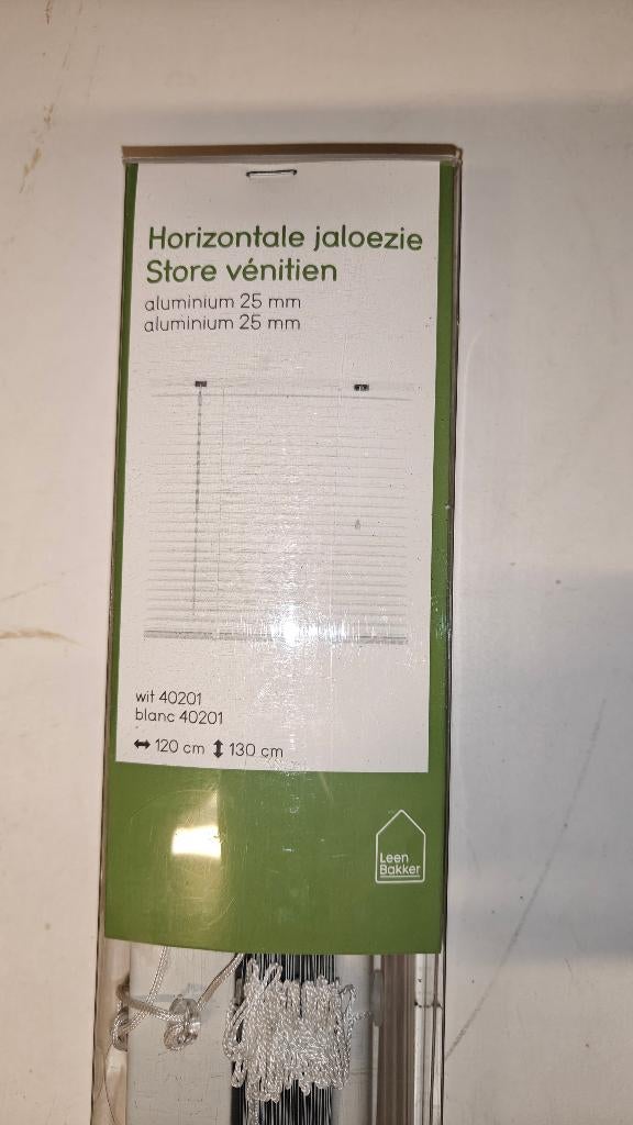 verduisrering / horizontale jaloezie - wit 25mm, Huis en Inrichting, Stoffering | Gordijnen en Lamellen, 100 tot 150 cm, Nieuw