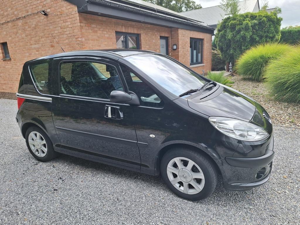 Superbe Peugeot 1007 en très bon état., Autos, Achat, 1350 kg, Boîte manuelle, Bleu