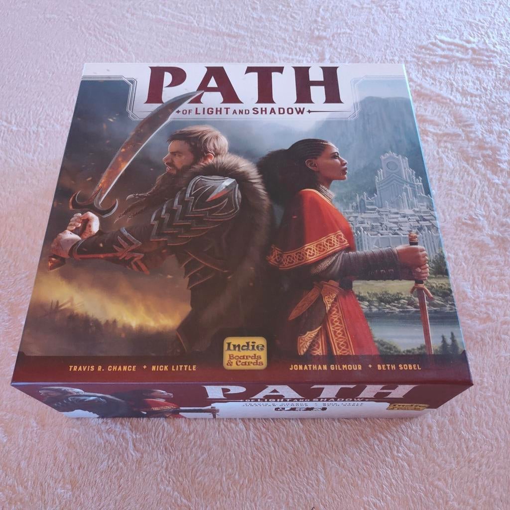 Path of light and shadow, Een of twee spelers, Ophalen of Verzenden, Zo goed als nieuw, Indie boards & cards