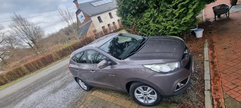 Hyundai ix35 – 2013 – SUV familial full options – CT OK, Autos, Achat, Boîte manuelle, Entretenue par le concessionnaire, 5 portes