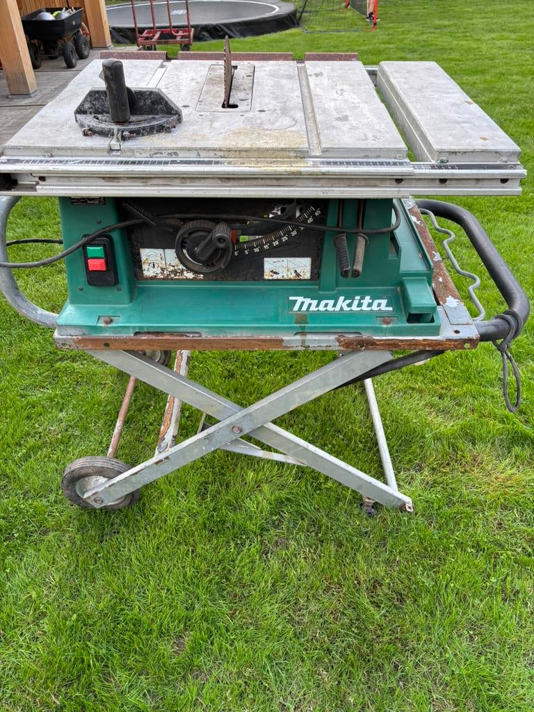 Makita 2704 zaagtafel, Doe-het-zelf en Bouw, Gereedschap | Zaagmachines, Ophalen, Gebruikt, Cirkelzaag, Makita