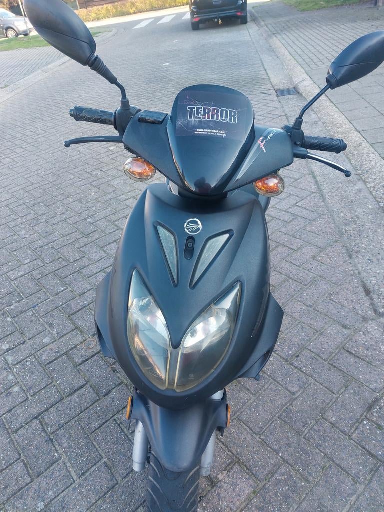 Keeway fact kl B., Vélos & Vélomoteurs, Enlèvement ou Envoi