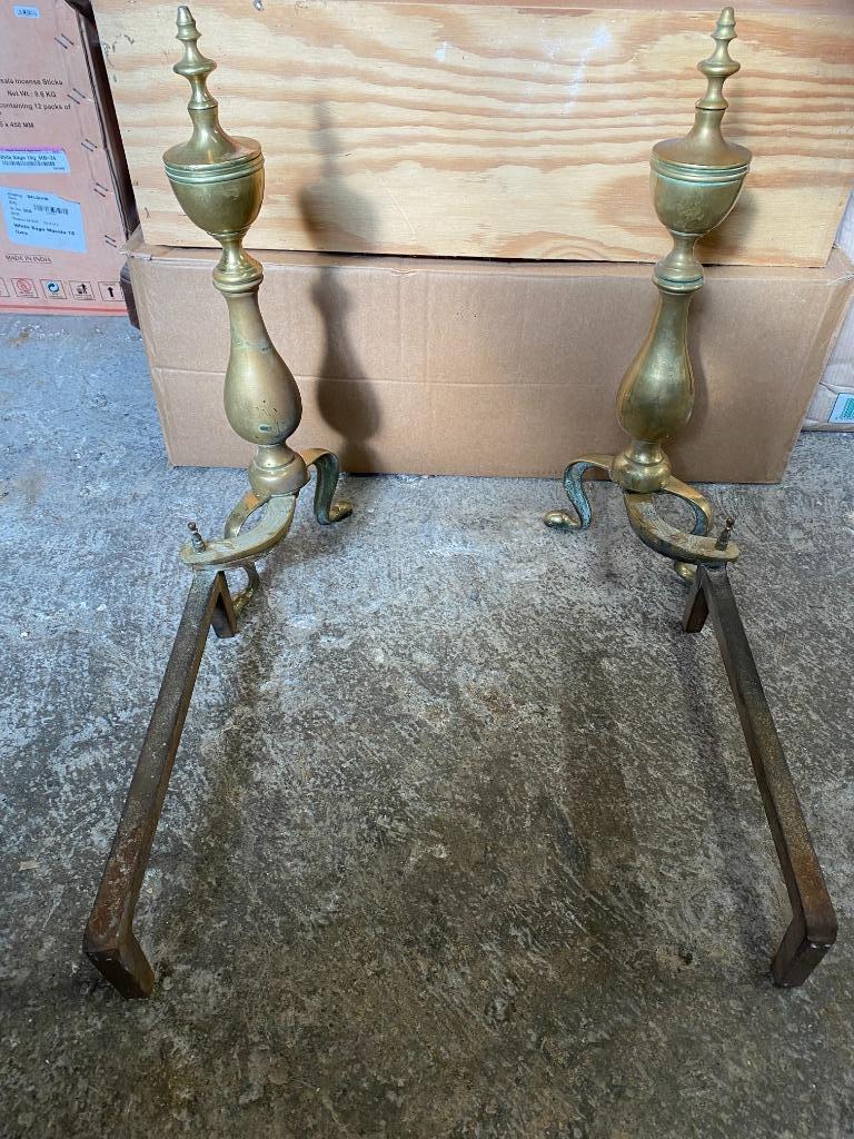 Chenets anciens, Enlèvement, Cuivre