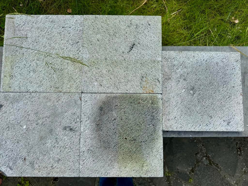 5 DALLES PIERRE BLEUE, Comme neuf, Autres types, Moins de 5 m², Enlèvement