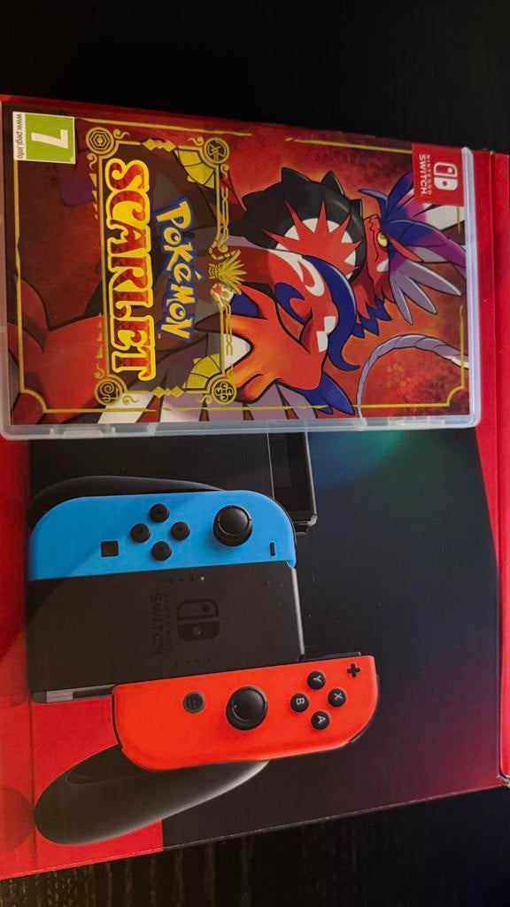 Nintendo Switch + Pokemon Scarlet + Pokemon Sword + 1 Spel, Met games, Ophalen of Verzenden, Zo goed als nieuw, Switch Original