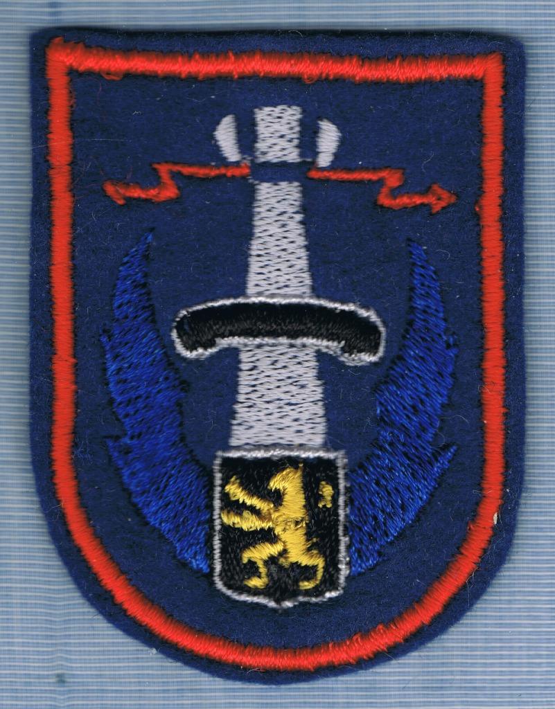 Belgian Air Force Service dress Insigne ( MS 49 ), Verzamelen, Militaria | Algemeen, Ophalen of Verzenden, Luchtmacht, Embleem of Badge
