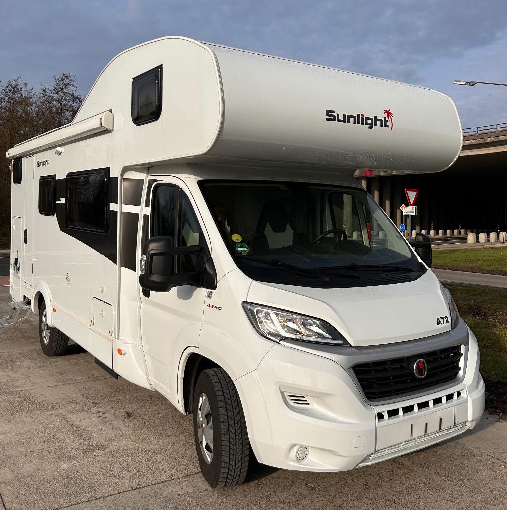 Zeer nette Sunlight A72 camper - B rijbewijs - 1e eigenaar, Caravans en Kamperen, Koelkast, Ringverwarming, Fiat, Particulier