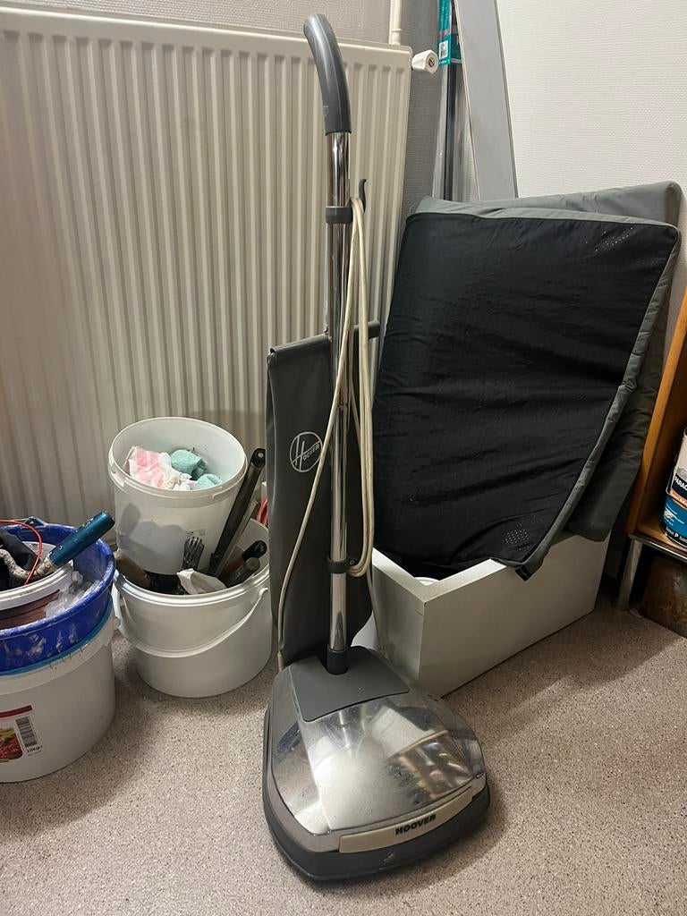 Aspirateur à parquet Hoover, Enlèvement, Utilisé