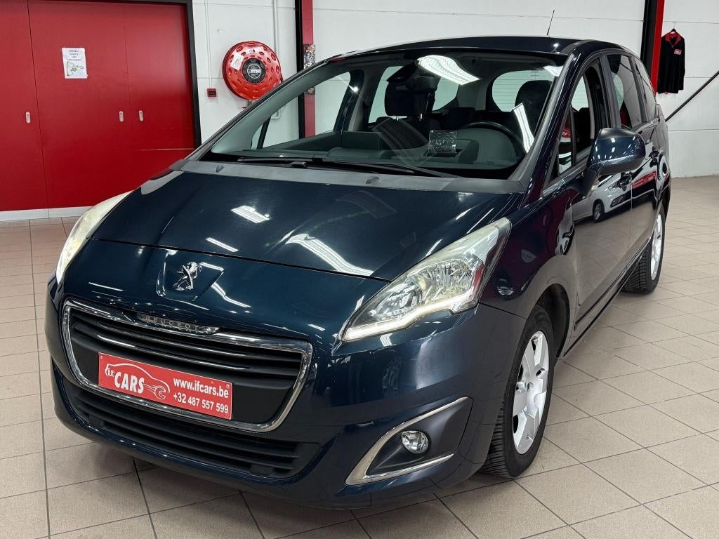 Peugeot 5008 HDI 115 Business-Line**NAVIGATIE**DIG.AIRCO**, Voorwielaandrijving, Euro 5, Zwart, 4 cilinders
