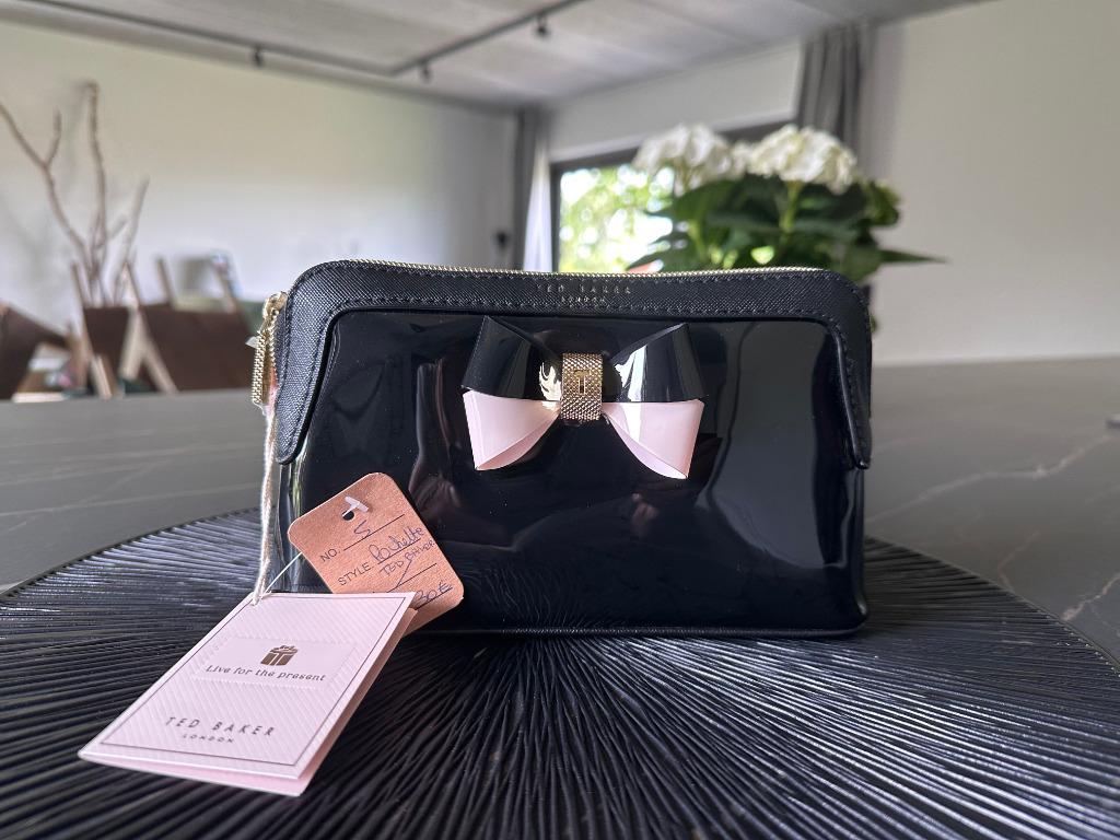 Ted Baker patentetui - Elegant en chic - NIEUW!, Handtassen en Accessoires, Ophalen of Verzenden, Nieuw, Zwart, Avondtasje