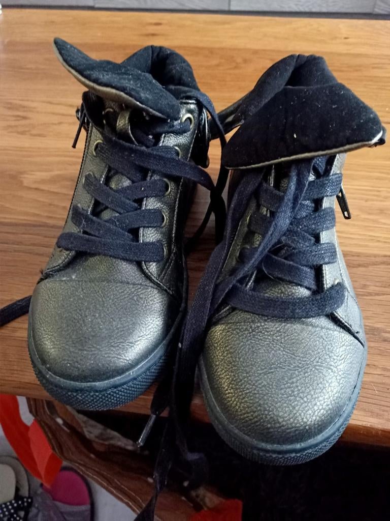 Kinderschoenen maat 34, Ophalen of Verzenden, Zo goed als nieuw