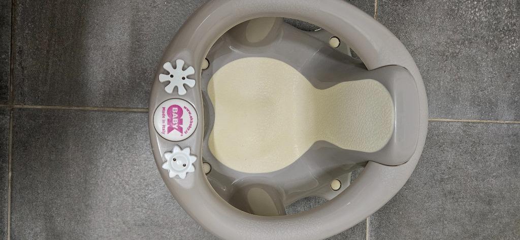 Badzitje Ok Baby met zuignappen, Ophalen, Zo goed als nieuw, Badzitje of Badring