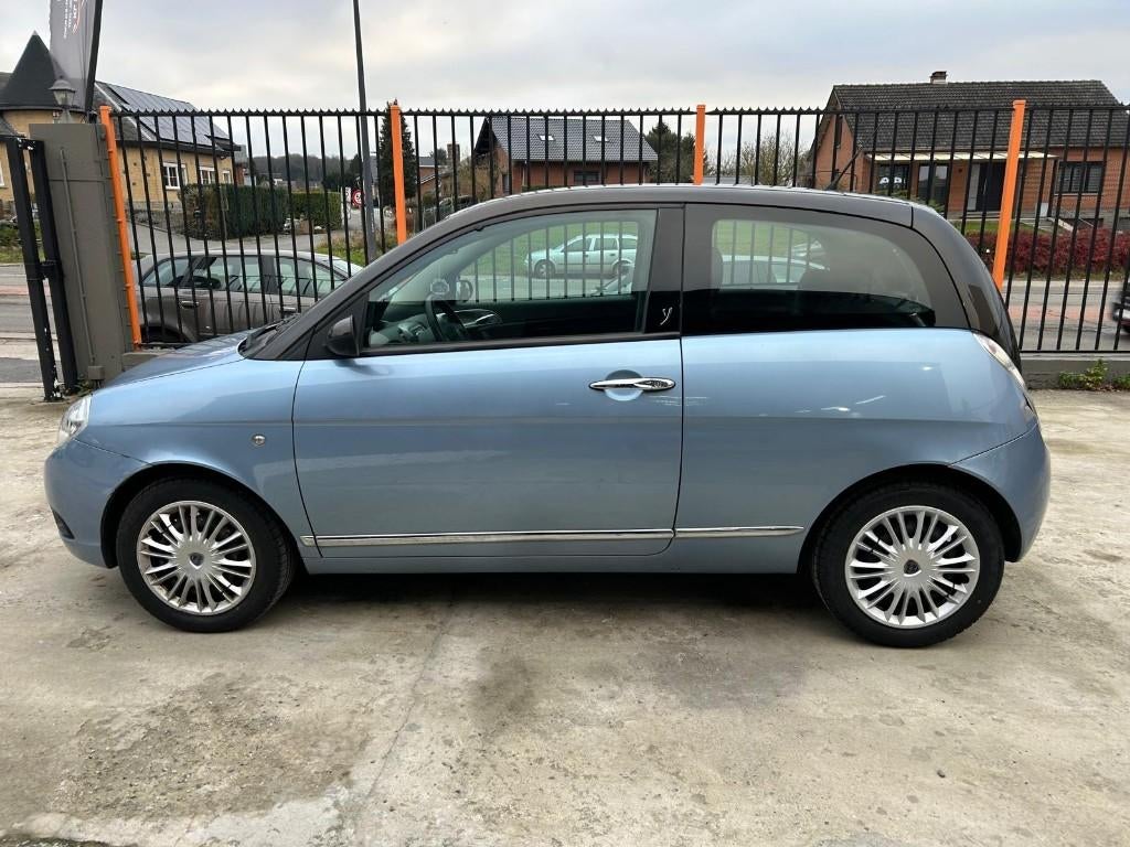 Lancia yspilon ** 115.000 km ** 2.790€, Autos, Lancia, 1242 cm³, Achat, Entreprise, Alcantara