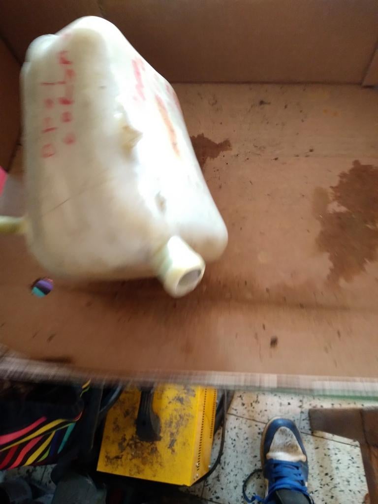 Réservoir de liquide de refroidissement Opel Corsa A, Autos : Pièces & Accessoires, Moteurs & Accessoires, Enlèvement ou Envoi